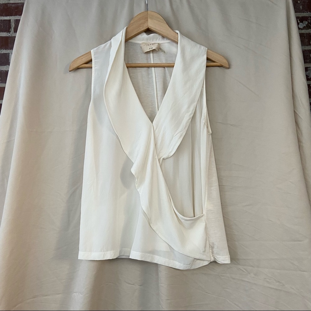 Alice + Olivia Silk White Blouse